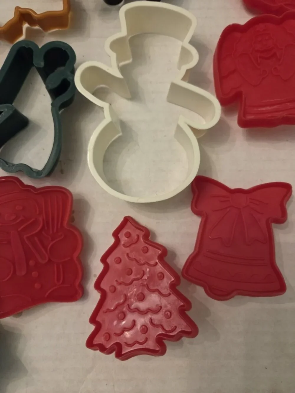 Vtg Huge Lot 33 Cookie cutters Plastic Holiday Christmas Halloween St Patrick